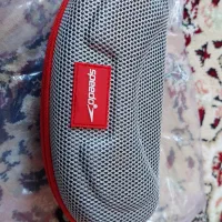 عینک شنا speedo