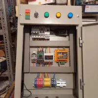 مونتاژ تابلو های صنعتی|خدمات پیشه و مهارت|ارومیه, |دیوار