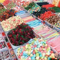 نیازمند نیرو همکار . فروشنده