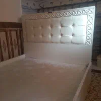 تخت خواب دونفره .۱۶۰ در ۲۰۰ جا لوازم آرایشی دارد|تخت و سرویس خواب|خرمشهر, |دیوار