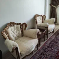 مبلمان استیل ۷ نفره به دوتا عسلی و میز وسط ویترین|مبلمان خانگی و میز عسلی|تهران, ازگل|دیوار