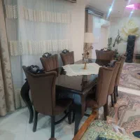 میز ناهارخوری هشت نفره تمیز