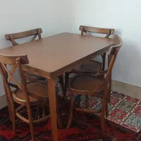 میز غذاخوری