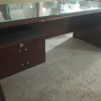 میز مدیریت قدیمی