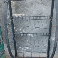 قفسه آهنی کهنه