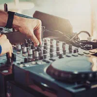 تلویزیون شهری دیجی خانوم دیجی اقا نور پردازی