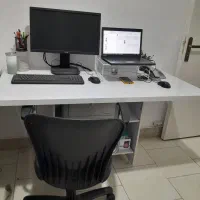 میز کامپیوتر و صندلی گردان