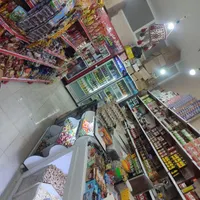 فروشنده خانوم جهت کار درهایپر مارکت