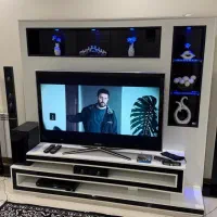 میز تلویزیون سفید مشکی هایکلاس با نور ال ای دی