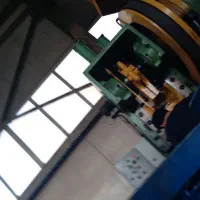 استخدام کارگر ساده و فنی