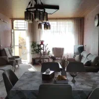 خانه دو طبقه شیک در خیابان ابوذر گلدیس|فروش خانه و ویلا|شاهین‌شهر, شهرک گلدیس|دیوار