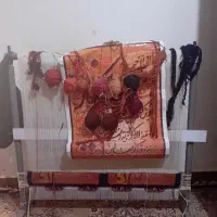 دار قالی با نقشه و نخ