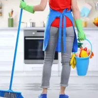 نظافتچی خانم