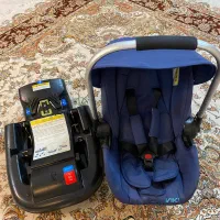 صندلی ماشین و کریر در حد نو ویکی|تخت و صندلی بچه|قم, براسون|دیوار