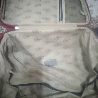 چمدان مسافرتی|کیف، کفش، کمربند|رشت, کوی مهر|دیوار