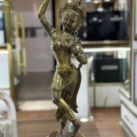 مجسمه تاریخی