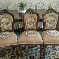 میز ناهار خوری ۱۰ نفری، به علاوه ۷ مبلمان دیگر