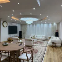 ملک ویلایی دو طبقه درب حیاط حاج مکتبی