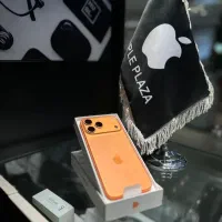 آیفون ۱۷ پرومکس نارنجی