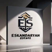 آپارتمان، ۱۲۵ متر فول، انتهای قیام