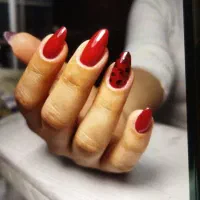 کاشت ناخن ،لمینت ،پدیکور