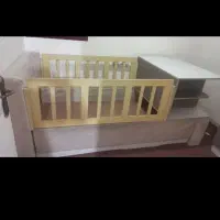 تخت وکمد دست ساز و بسیار محکم .|تخت و سرویس خواب|رشت, کوی قدس|دیوار