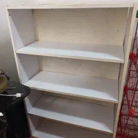 کتابخانه MDF و قفسه توری فلزی