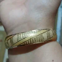 نیم تک النگو و گوشواره طلا