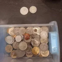 تعدادی سکه قدیمی