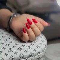 کاشت تخصصی ناخن با30تخفیف پاییزه|خدمات آرایشگری و زیبایی|یزد, |دیوار
