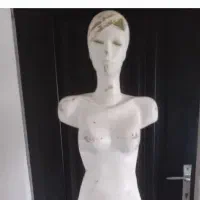 مانکن لباس زنانه فروشی