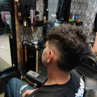 اصلاح رایگان مو (جوان)