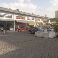 ۱۰۰ متر مغازه واقع در بازارچه مشاهیر
