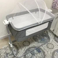 گهواره برقی و تخت کنار مادر ماریبل