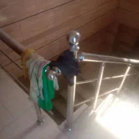 نظافت ساختمان راه پله و پیلوت سه طبقه 400 ت