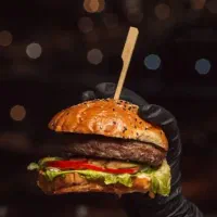 استخدام نیرو کار خانم یا اقا