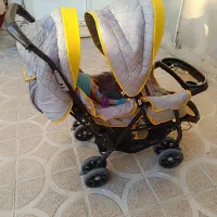 کالسکه دوقلو درحد نو