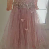 لباس مجلسی بچگانه در حد نو