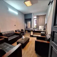 دفترکار۱۳۰ متری ۲خواب بازسازی شده حاشیه معلم