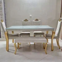 میز ناهار خوری شش نفره