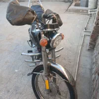 موتور سیکلت چراغ گرد