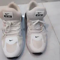 کفش اسپرت سفید سایز 41|کیف، کفش، کمربند|شیراز, شهرک ولیعصر|دیوار