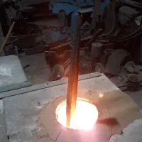 کوره دار و کارگر ساده