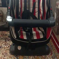 صندلی کودک در حد نو