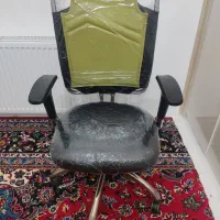 صندلی و میز