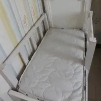 تخت و تشک کودک سفید طلایی