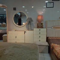 ست تخت،تخت،مدل پرنس ،اینه قدی،میز آرایش|تخت و سرویس خواب|اهواز, نادری|دیوار