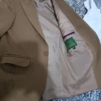 کت و شلوار|کفش و لباس بچه|رباط‌کریم, رباط‌کریم|دیوار