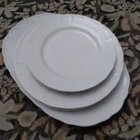 سرویس چینی حمید سفید ساده طرح دار