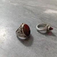 انگشتر و تزبیح